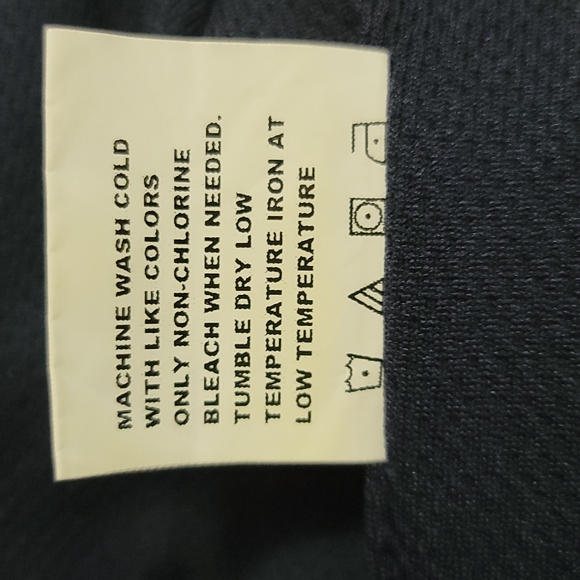 Unyforme Quilted Shorts - Picture 6 of 6